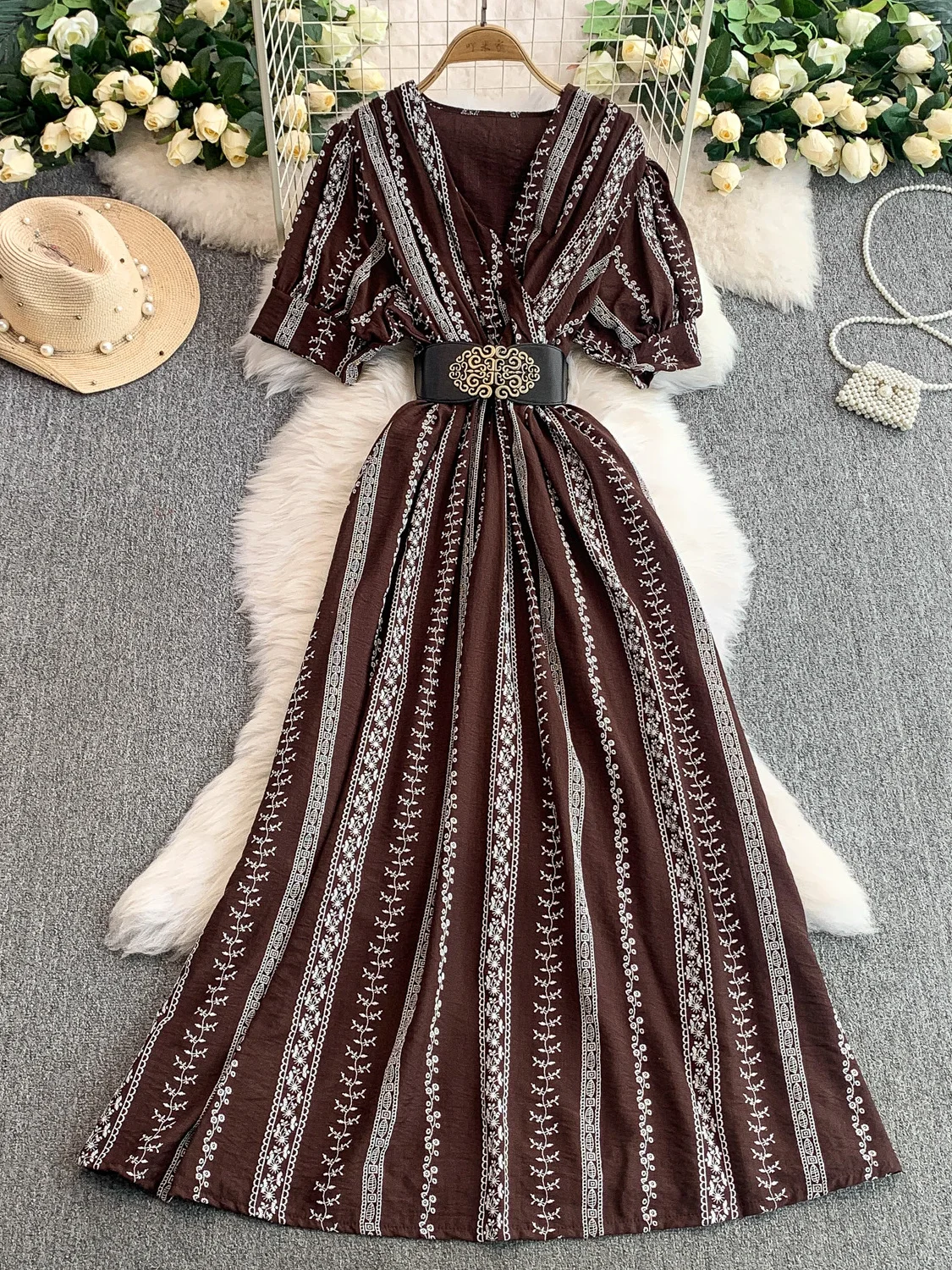 Ele Luxury Embroide… - image