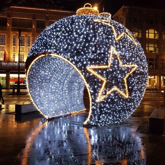 Large Outdoor Hanging Decorative Christmas 3d Warm White Ball Light Motif Lighting