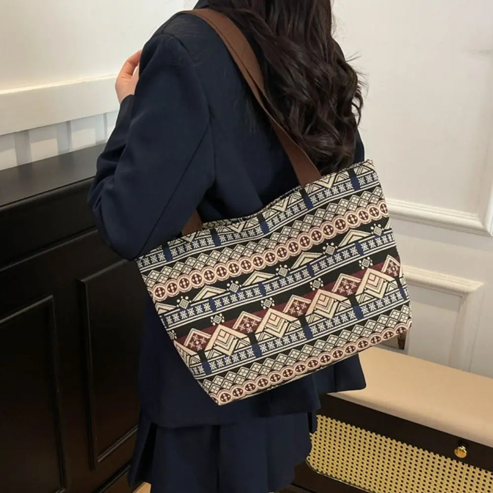 

Большая вместительная сумка через плечо в этническом стиле, тканая сумка, сумка через плечо с геометрическим рисунком, красочная сумка, богемная сумка на плечо