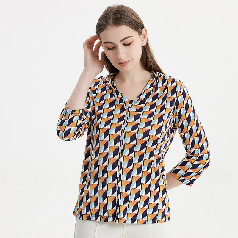 MadBlack-25%Silk 75%Viscose Elegant Knit T-Shirt, V Neck 3/4 Sleeve Print, Women Retro Versatile Slim Top, 2026 Autumn T68013CC