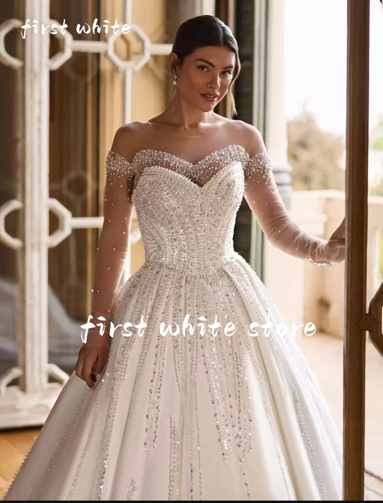 Firstwhite Customized Romantic Ball Gown Princess Wedding Dresses sheer Neck Back Beaded Appliques Long Sleeve Bridal Gown