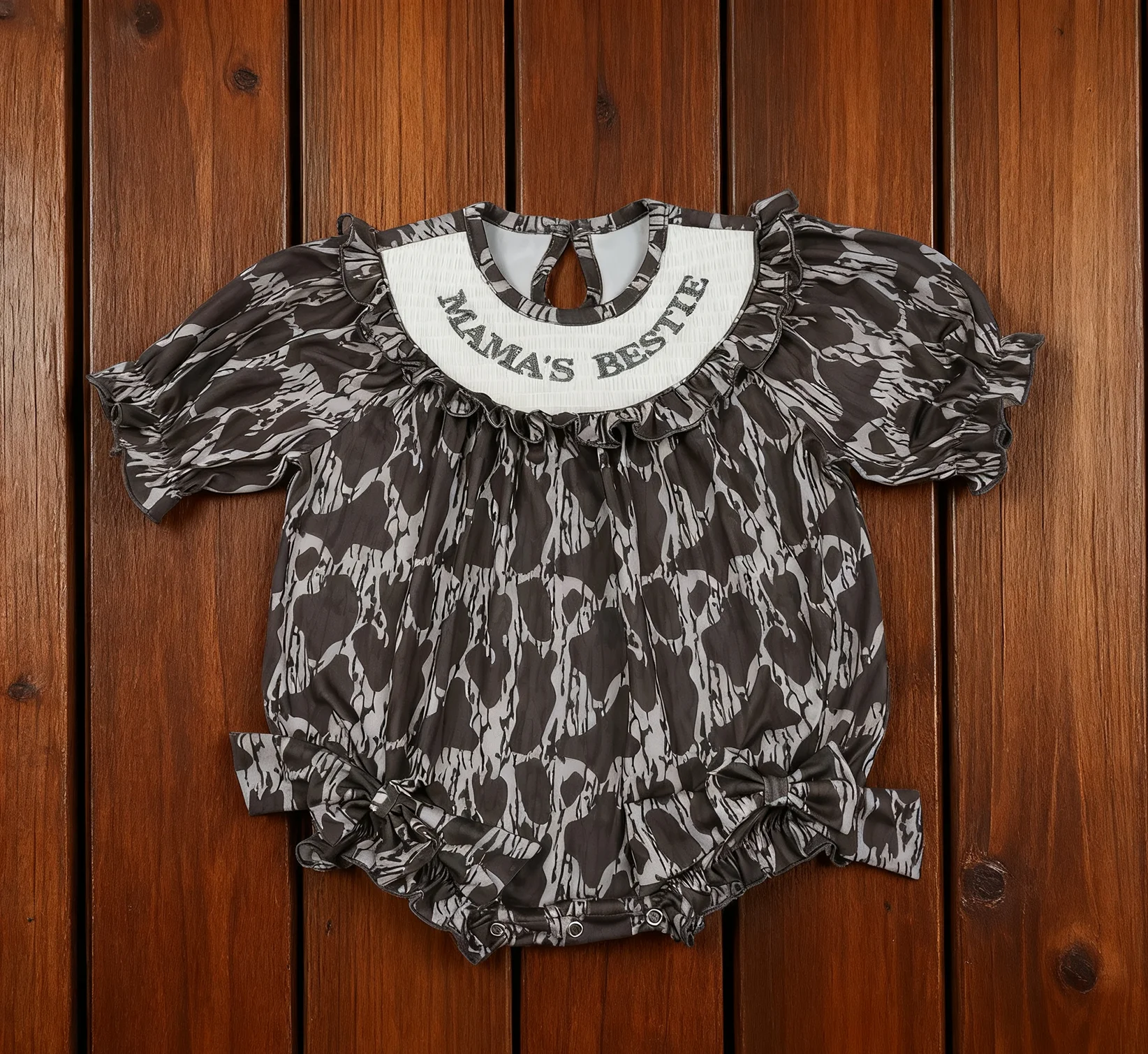 

Z1111-09 LR2727 Baby Girls Bubbles Infant Jumpsuit One-piece Newborn Romper Embroidery Toddler Smocked Valentine's Day Clothes