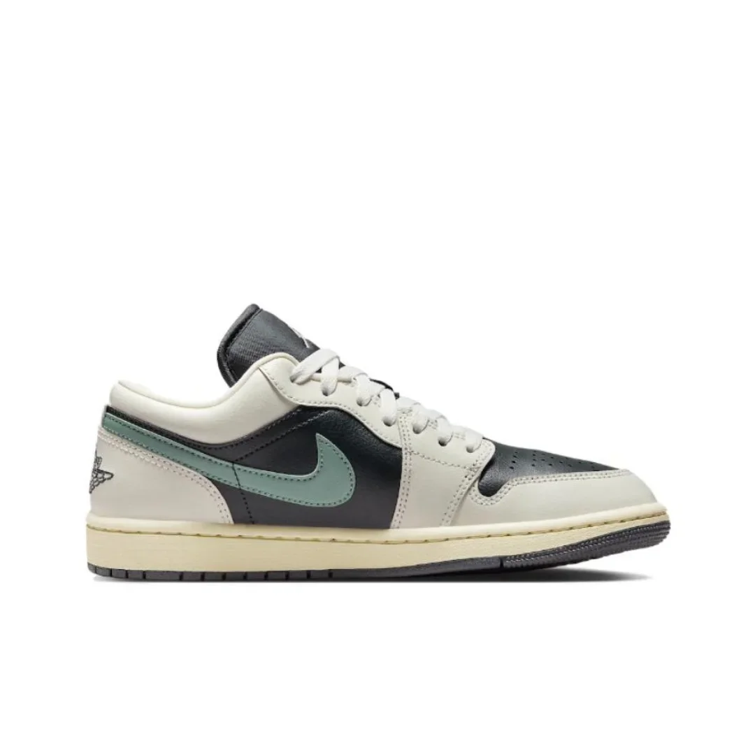 Nike New Arrival Air Jordan 1 Low  Men's and Women's sneakers classic model Sports Shoes Fashion breathable sneaker