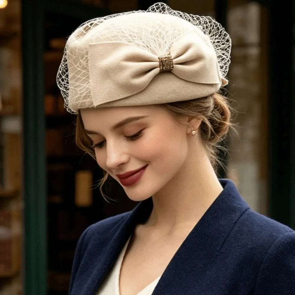 Vintage French Style Bow Fedora Hat Elegant Teardrop Pillbox Hat Versatile Rhinestone Medicine Box Hat Live Show