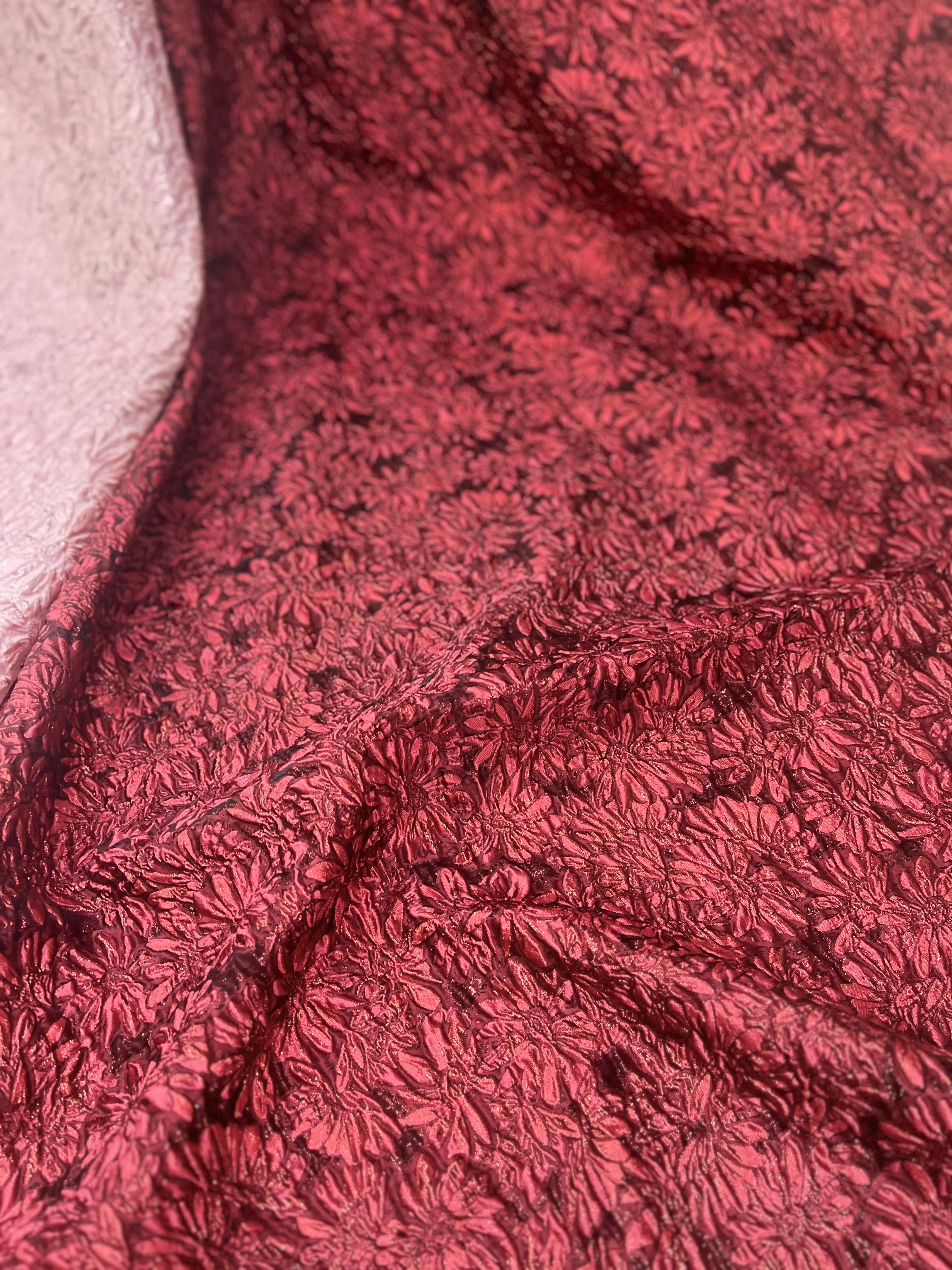 New Jacquard Shiny Brocade Fabric Woven Silk Brocade Cloth for Sewing Evening Gown Stage Backdrop and Designer DIY Projects