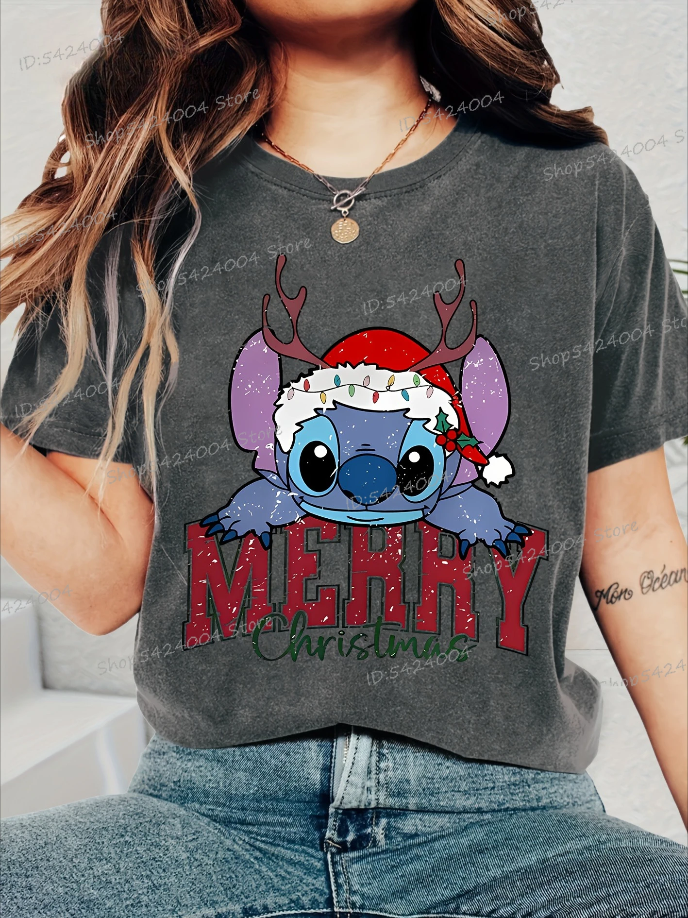 تي شيرت نسائي "عيد ميلاد سعيد"، بلايز كاجوال بأكمام قصيرة مع طباعة الرنة ندفة الثلج الاحتفالية، هدية قمصان عيد الميلاد