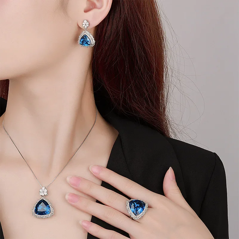 

Ювелирное изделие из серебра S925 с позолотой 18K и платиной PT950, с синим шпинелем, премиум-класса, 17*17-12*12