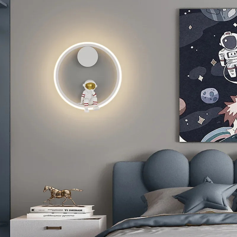 

Creative Children Room LED Wall Lamp For Bedroom Bedside Study Aisle Living Modern Astronaut Wall Sconce Luster Lighting Fixture