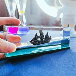 Cruise Fluid Drift Bottle Black Pearl Pirate Ship Will Never Capsize Drift Bottle Decompression Living Room Office Decorations