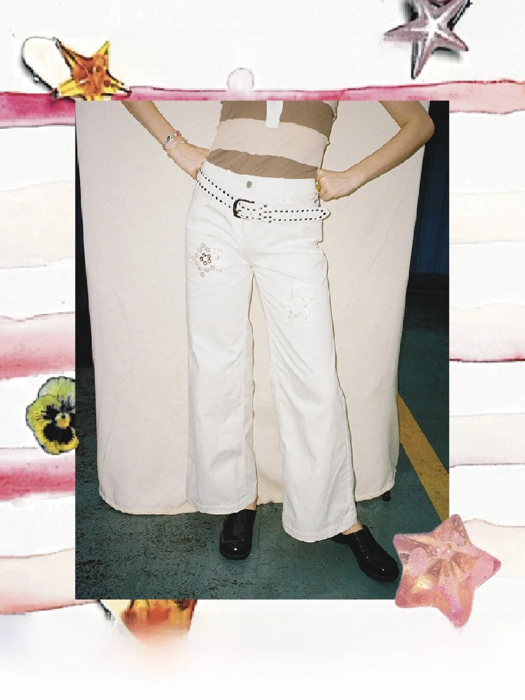 

Новые женские джинсы с низкой посадкой и широкими штанинами, повседневные, с вышивкой в виде звезд, белыми пуговицами, приталенные, весна-лето