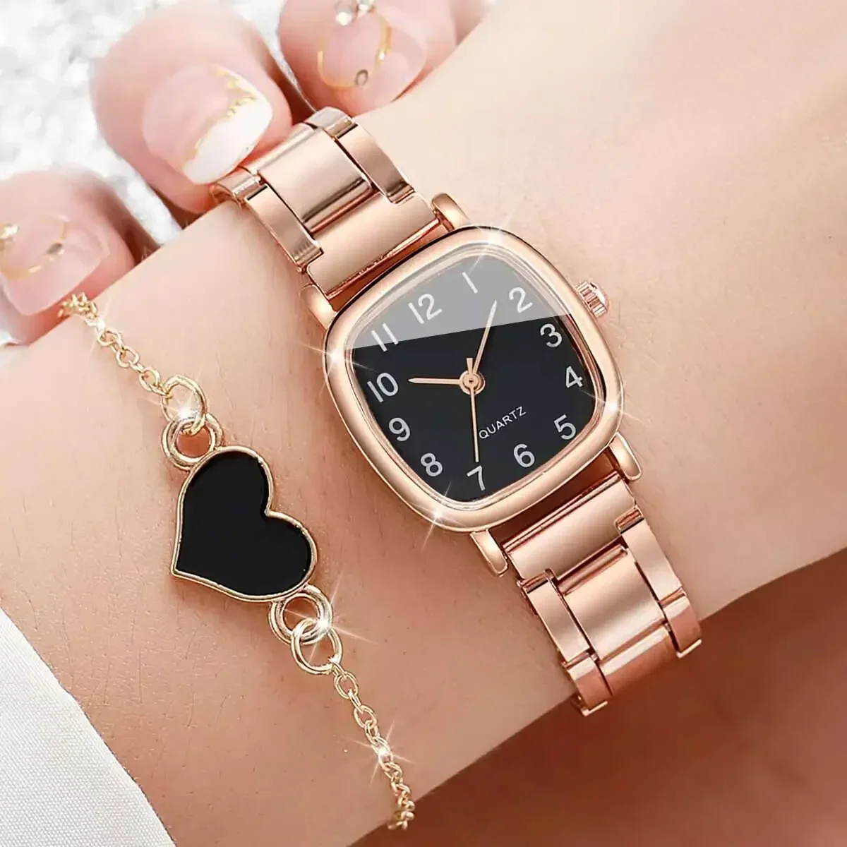 4PCS/Set Women's Quartz Watch Fashion Casual Square Watches Heart Bracelets Set Reloj Mujer（Without Box）