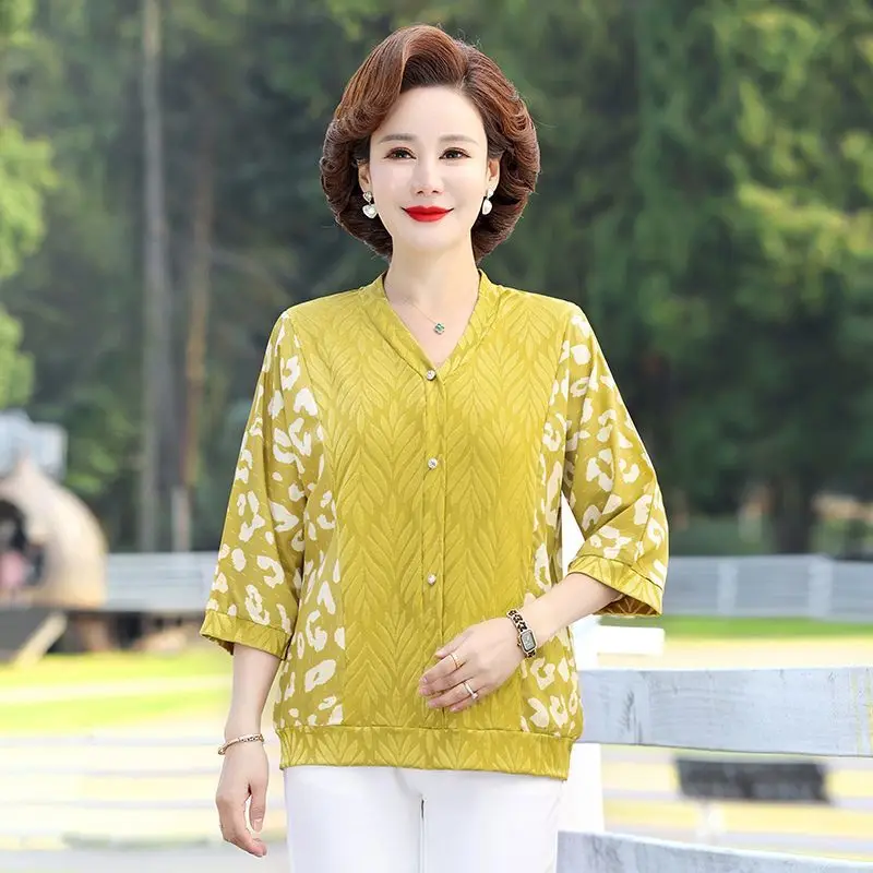 Verão novo estilo feminino manga média topos elegante manga de três quartos camisa fina