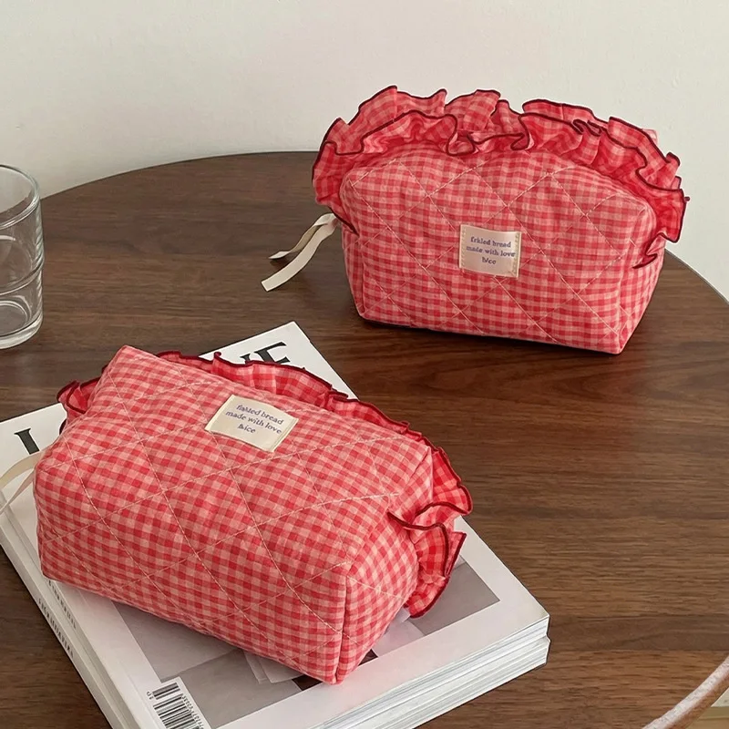 Checkered Women ' Bag Travel Storage Bag High-Aesthetic Handheld Bag Toiletry Bag Sweet Style Clsmetic Bag Kawaii Make Up Bag