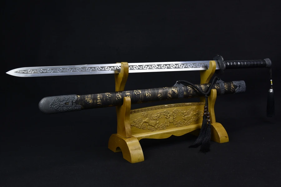 

107cm Medieval Skull Battle Sword Stainless steel katana battle preparation Traditional retro handsome smart sharp weapon