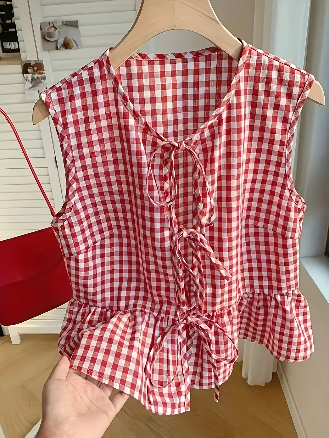 

Women's Plaid Lace-Up Sleeveless Top with Ruffled Hem Loose Shirt