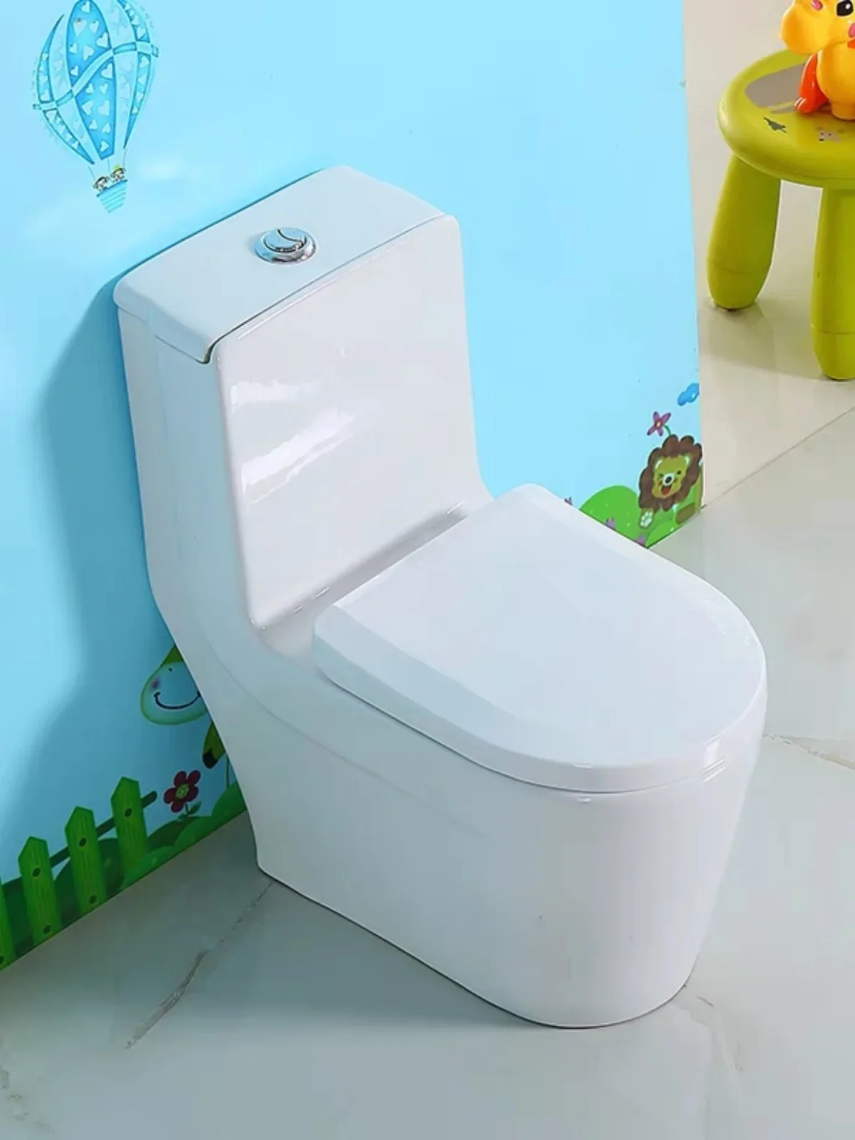 Ceramic Toilet Anti-Corrosion Sturdy Construction Easy Installation High Quality Waterproof Modern Design Easy to Clean
