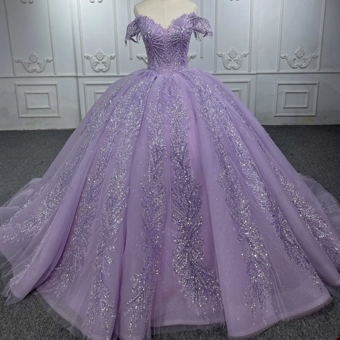 Delicate Ball Gown Quinceanera Dresses For Women Appliques Beads Gowns Slim Fit Off-Shoulder Party Prom Court Train Dresses