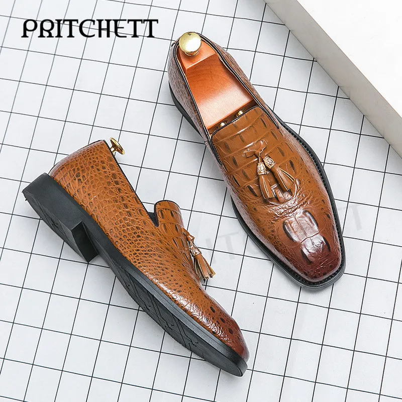 Crocodile Pattern Embossed Tassel Leather Shoes Large Size New Casual Leather Shoes Fashion Trend One-Step Men's Business Shoes