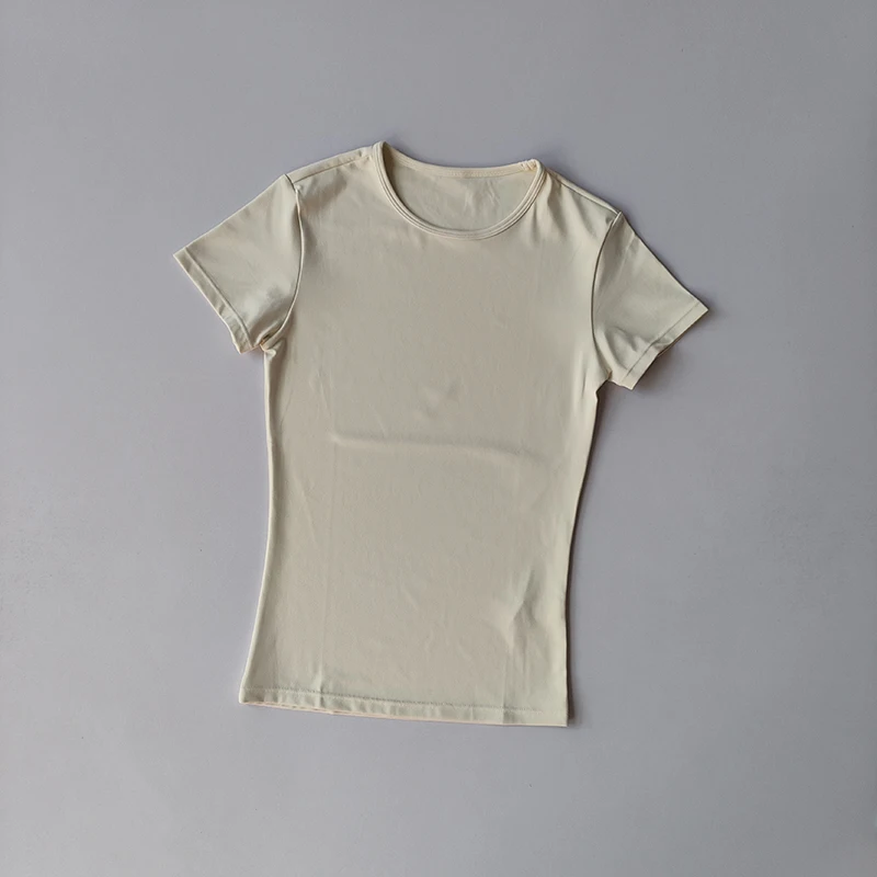 Hautfreundliche, einfarbige Yoga-Kleidung für Damen: Kurzärmeliges, schnelltrocknendes, elastisches, eng anliegendes T-Shirt, Fitness-Oberteil. – Detail 9