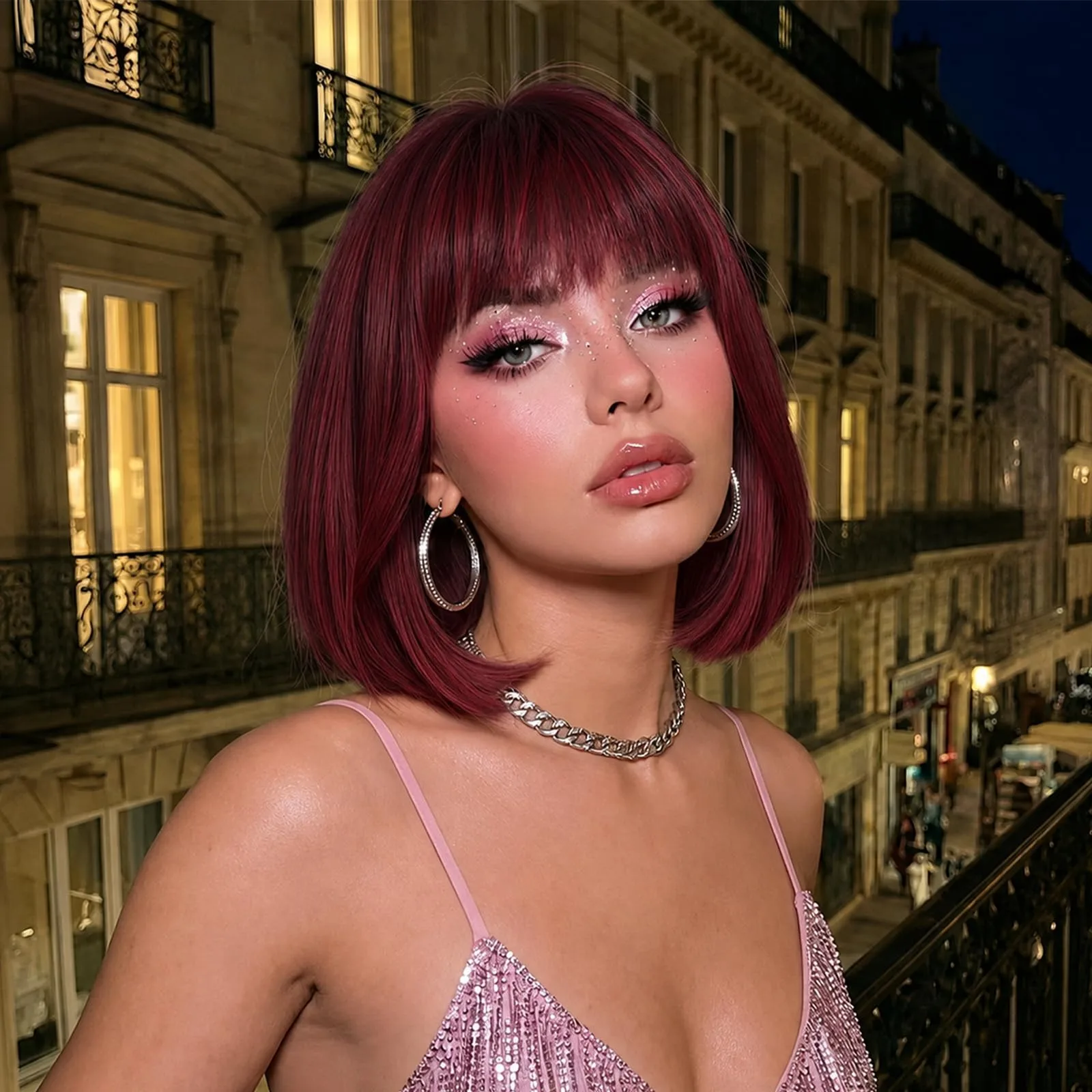 Short bob hairstyle, wine red synthetic wig. Halloween party cosplay wig, role-playing wig, daily wig. High-temperature silk wig