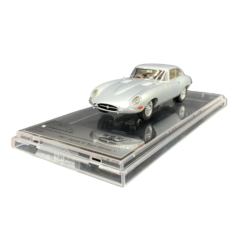 Scale model 1:43 Jaguar Model 1961E convertible hardtop Alloy model collection Decorative pieces for children\'s birthday gifts.