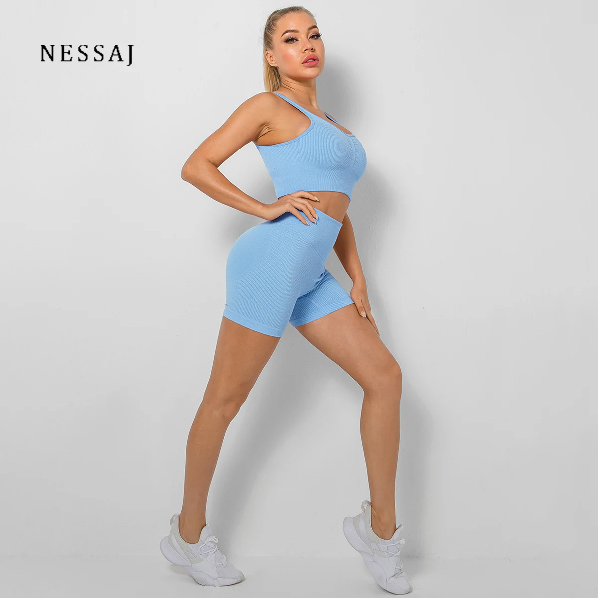 Seamless Sports Suits High Waist Shorts Bra Set Hip Lift Leggings Sports Sexy Cropped Top Shockproof Chest Pad Workout Clothes