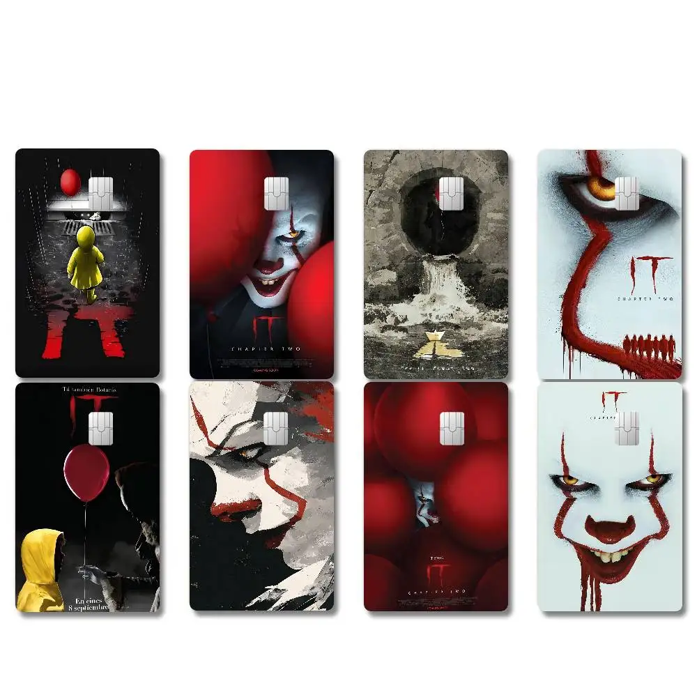 Horrorfilm „It“ Pennywise Clown Anime Cartoon 1 Set mit 4 Stück Bärenfell-Aufkleber-Folienhülle für große Kredit- und Debitkarten (Vorderseite)