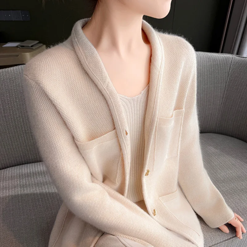 3 colors New women's knitted cardigan, cashmere wool sweater, exquisite high-end jacket, women's stand collar, 100% wool sweater