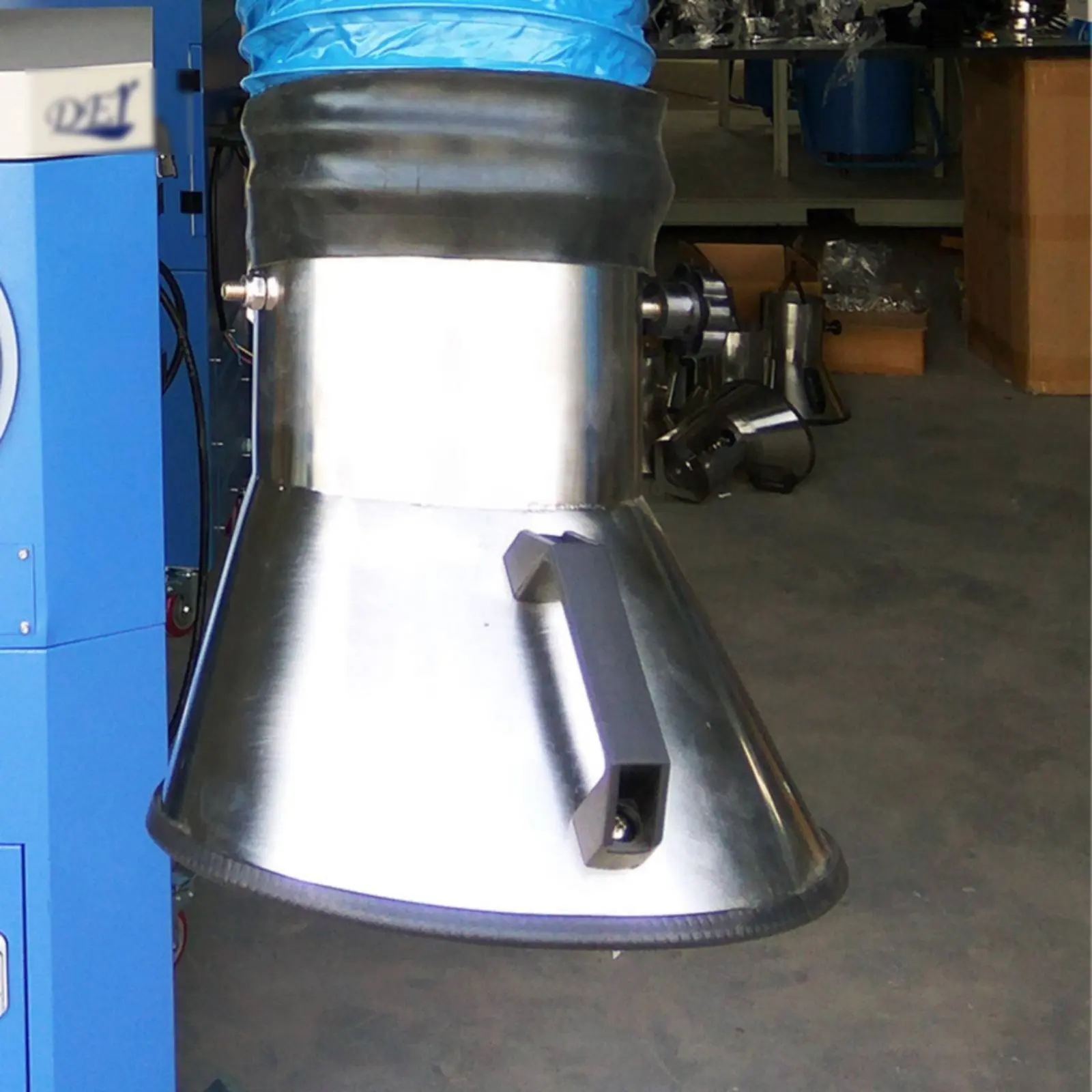 

Stainless Steel Suction Hood 360 Degree Rotation Metalworking Dust Hood Industrial Equipment Corrosion-Resistant Easy