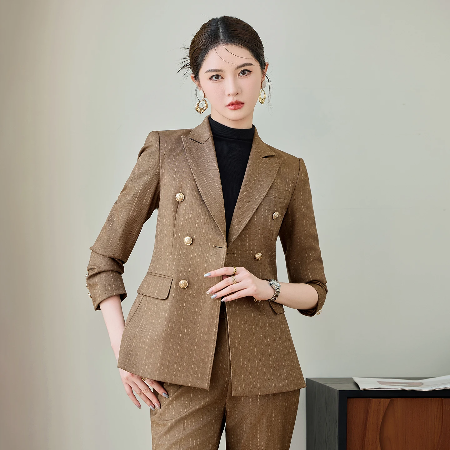 NAVIU مكتب السيدات بدلة طويلة الأكمام مجموعة بسيطة المشارب الراقية مزاجه مزدوجة الصدر ضئيلة السترة والسراويل ملابس العمل