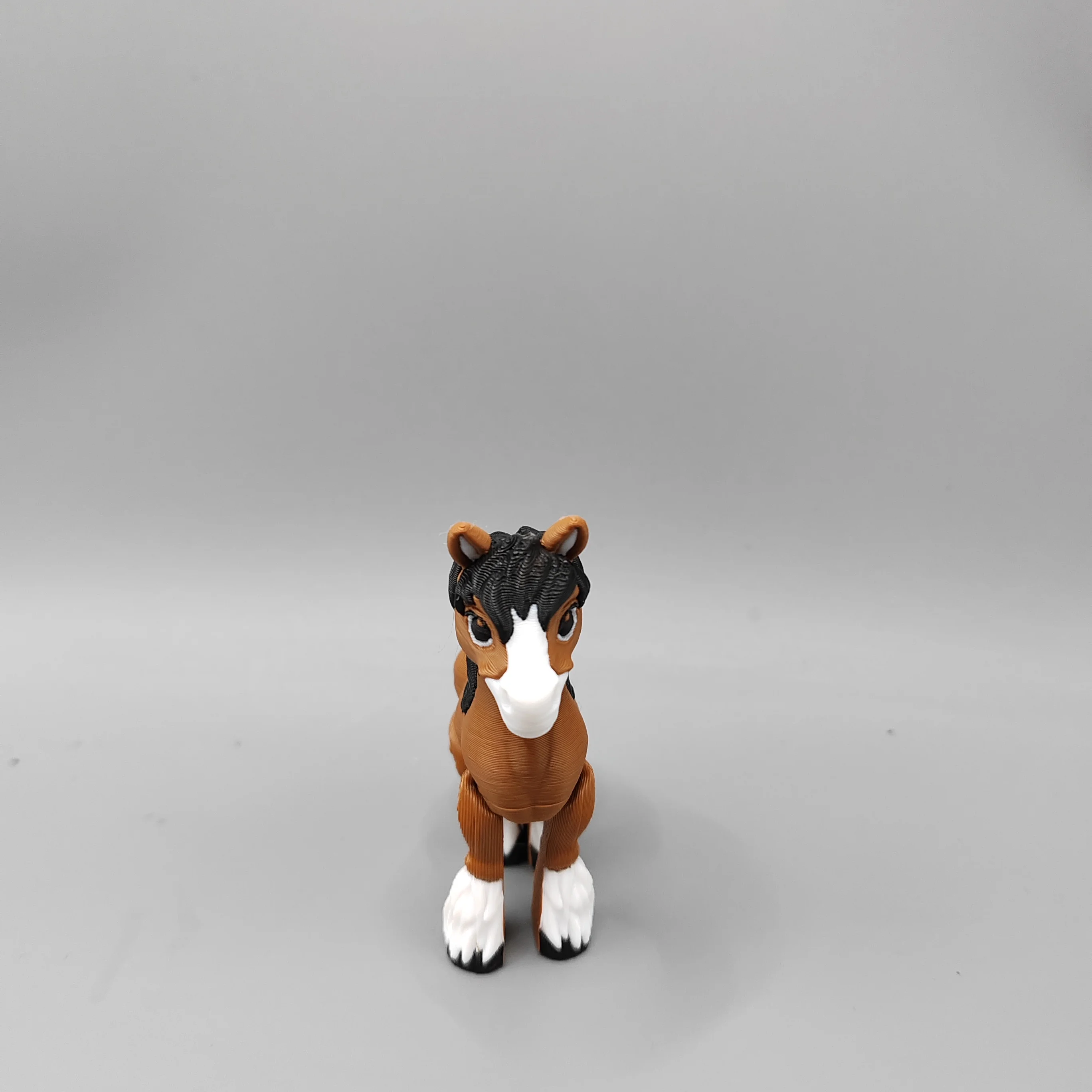 3D Printed Bendable Horse Figurine Tabletop Decor, Art Ornament for Desk & Living Room Decoration