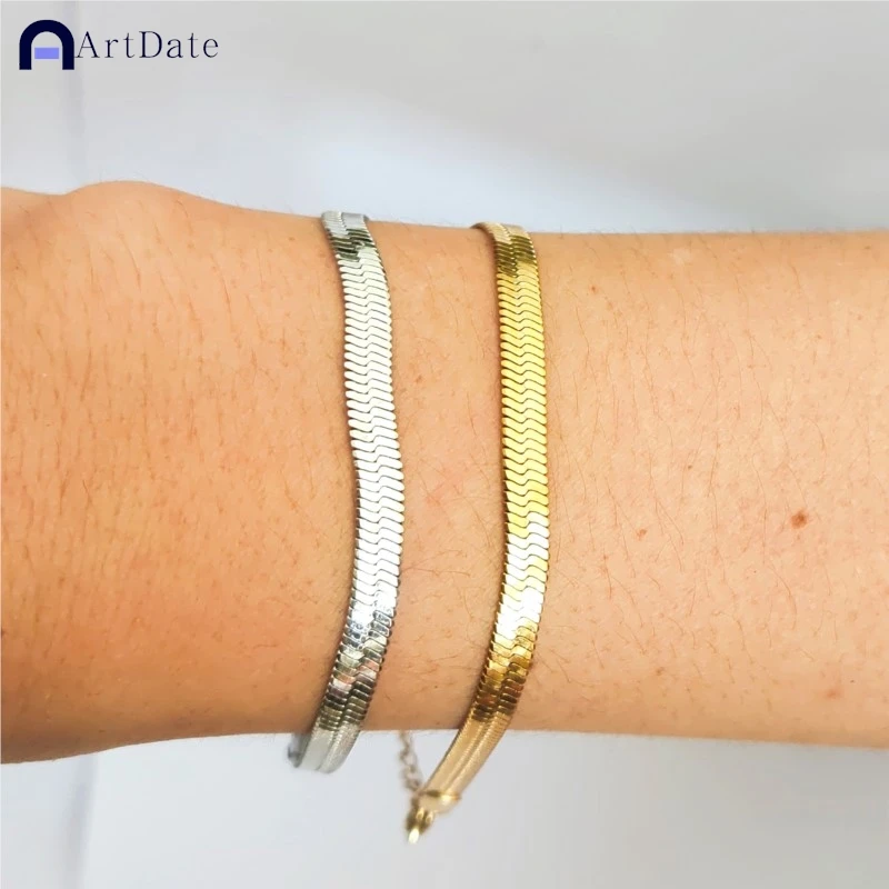 Pulseras clásicas de Color dorado para parejas, hombres y mujeres, cadena fina de eslabones de serpiente de acero inoxidable, cierre de langosta, joyería con botón a presión