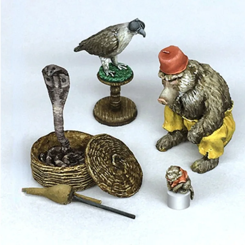 1/35 Scale Resin Animal Model Building Kits Micro Scene Accessories Monkeys and Small Animals Unassembled and Unpainted N1520