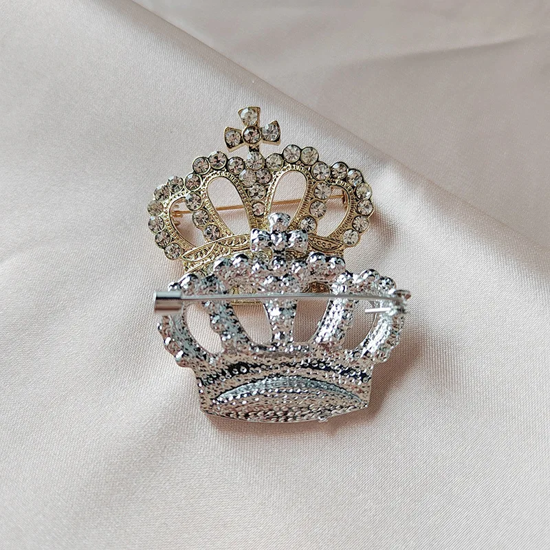 Broche couronne en alliage de métal Zircon pour femme, collier, strass, perle royale, accessoires, mode