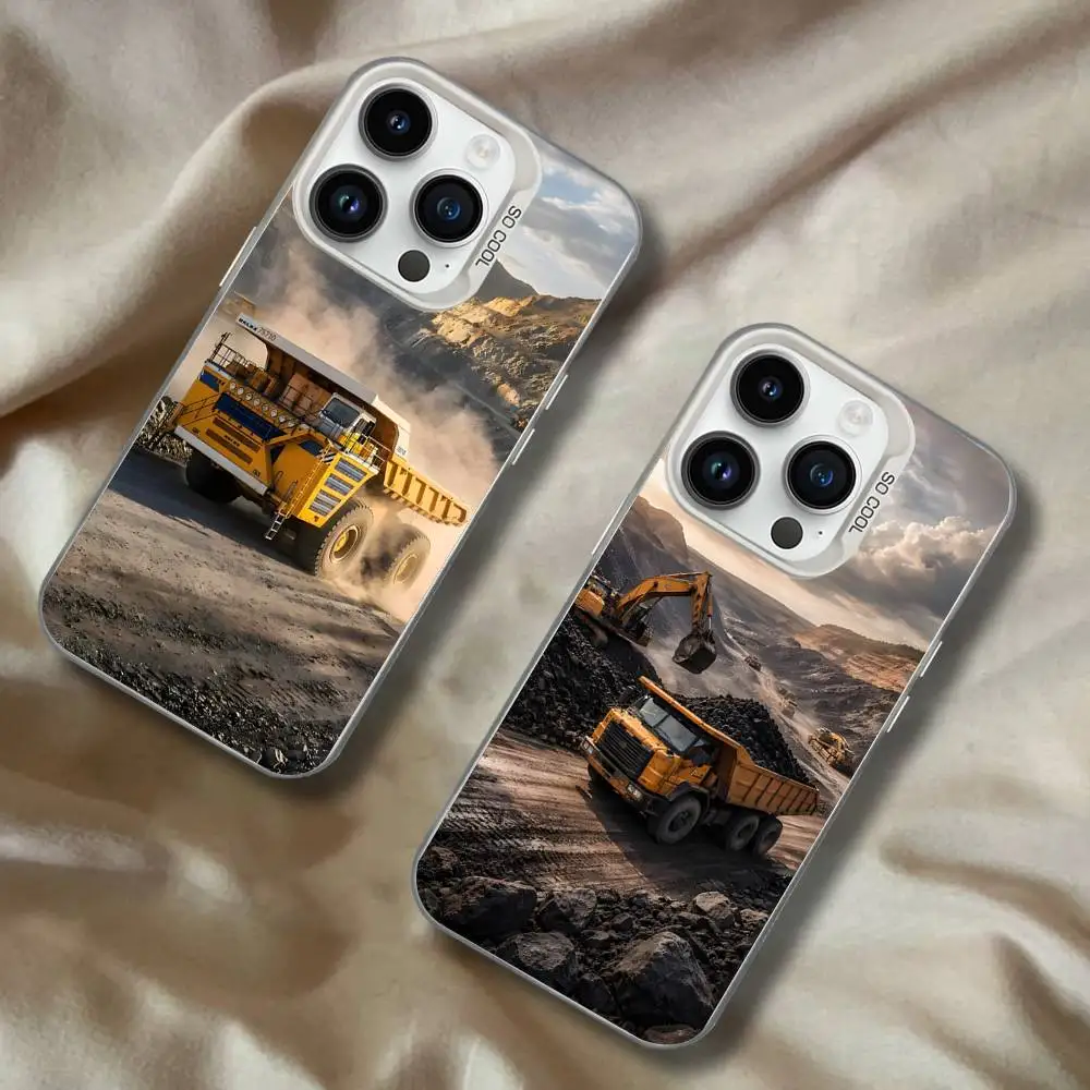 

Classic C-Caterpillares Truck For iPhone 17,16,15,14,13,12,11,Mini,Pro,E,SE4,XS,MAX White Candy Matte Cover
