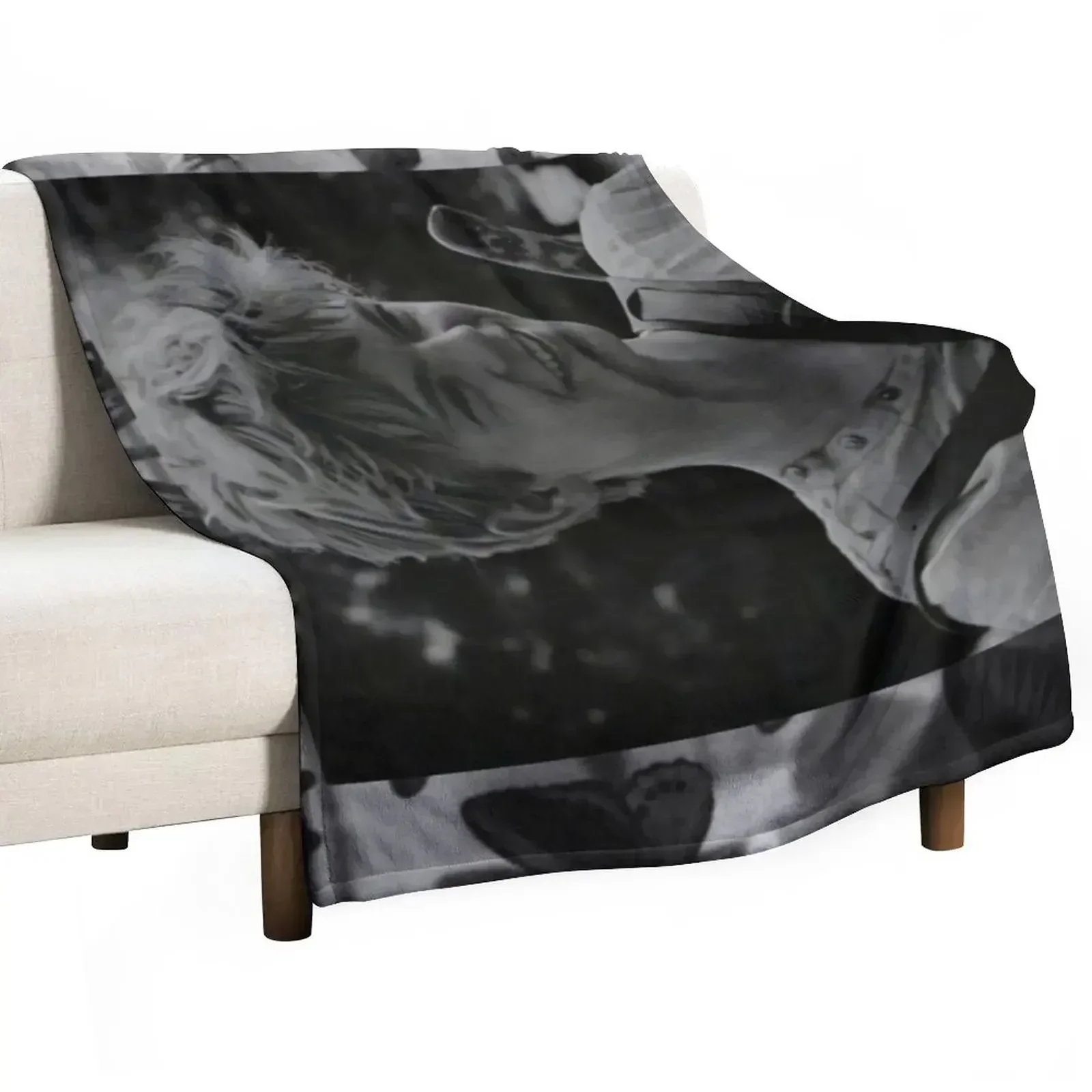 the maze runner newt blanket Throw Blanket All Weather Soft Throw Blanket for Sofa