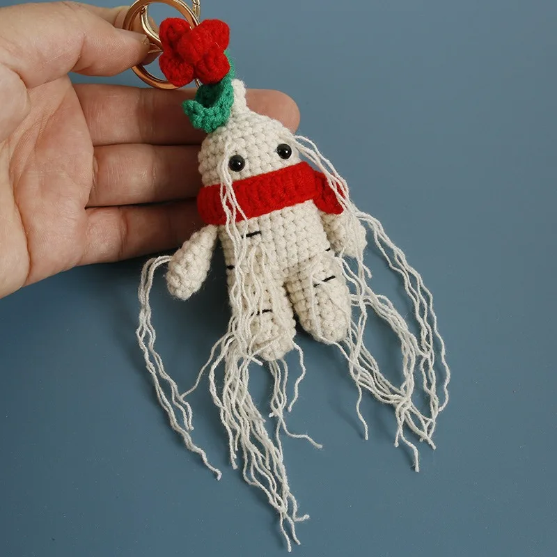 LLavero de dibujos animados de ganchillo hecho a mano, llavero con colgante de muñeca de Anime de dibujos animados de Ginseng para bebé, llavero para mochila escolar