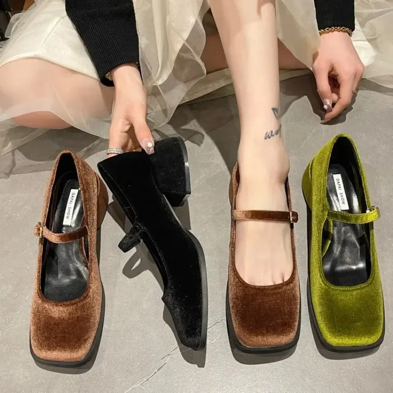 2024 New Spring Autumn Retro Golden Velvet Single Mary Jane Shoes Women\'s Shoes Elegant Commute Woman Heeled Shoes