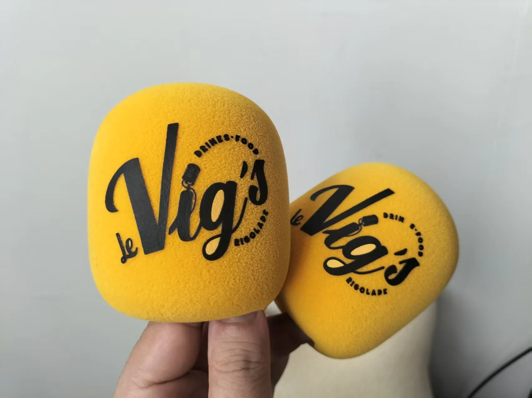 Customize microphone foam cover flocking sponge microphone windscreen foam with logo print for Rode wireless go microphone