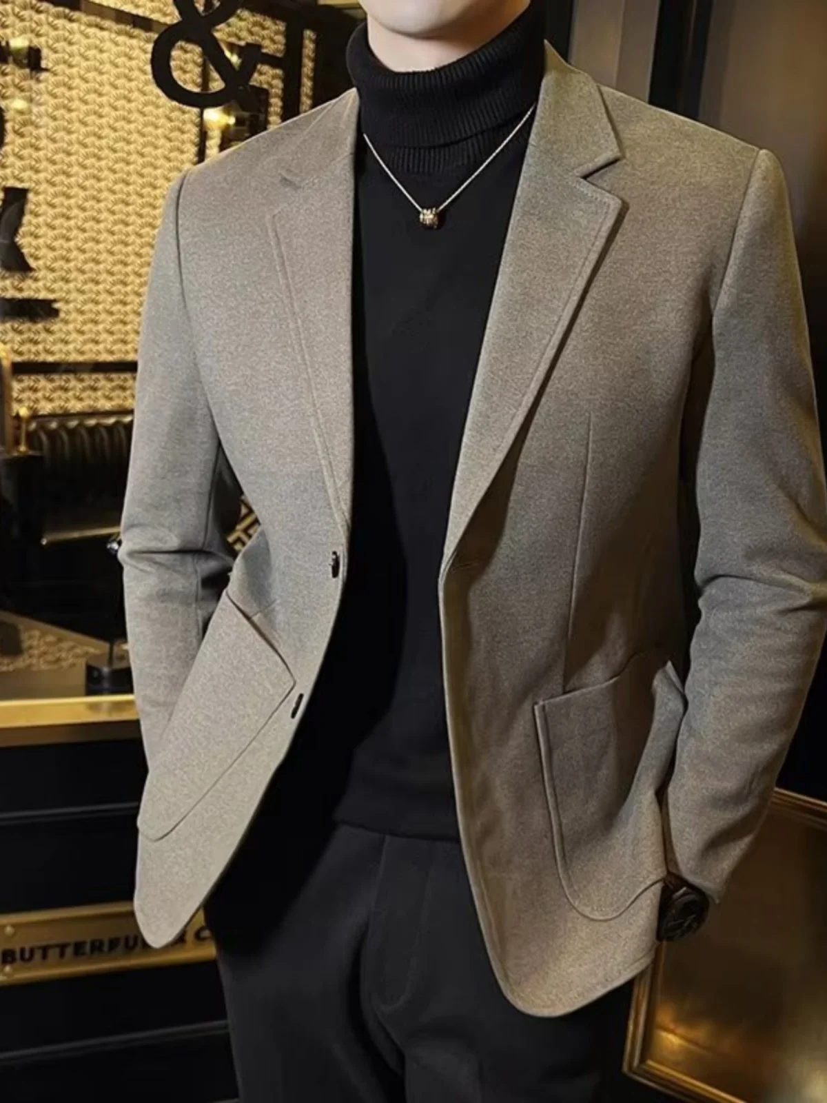 

Мужской зимний утепленный шерстяной пиджак: деловой повседневный стиль, стандартный крой, однотонный, на двух пуговицах, с длинным рукавом, модный тренд