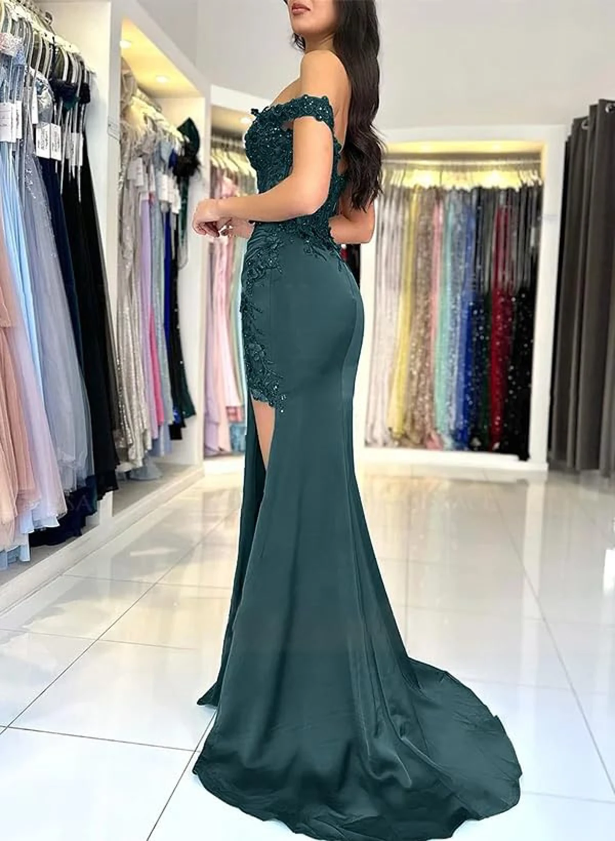 فستان حورية البحر للحفلات الراقصة مع فتحة دانتيل مزين بالساتان فساتين وصيفة العروس طويلة قبالة الكتف فستان رسمي للحفلات المسائية
