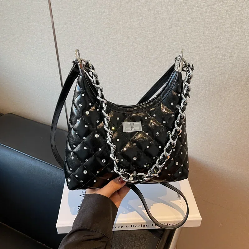 2025, neue Luxus-Diamant-Kettentasche – Nischendesign, modische, einfache High-Sense-Schulter-Achseltasche