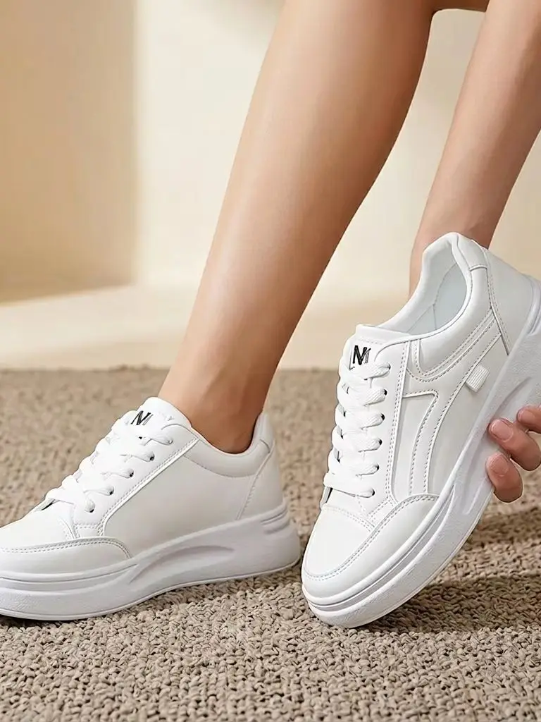 Women White Thick Sole Platform Sneakers, Korean Style Lace Up Faux Leather Casual Skate Shoes, Elevated Chunky Bottom All-Match Daily Walking Shoes, Non-Slip Comfortable Soft Sole Ladies Fashion Board Shoes for Spring Summer Autumn Daily Wear