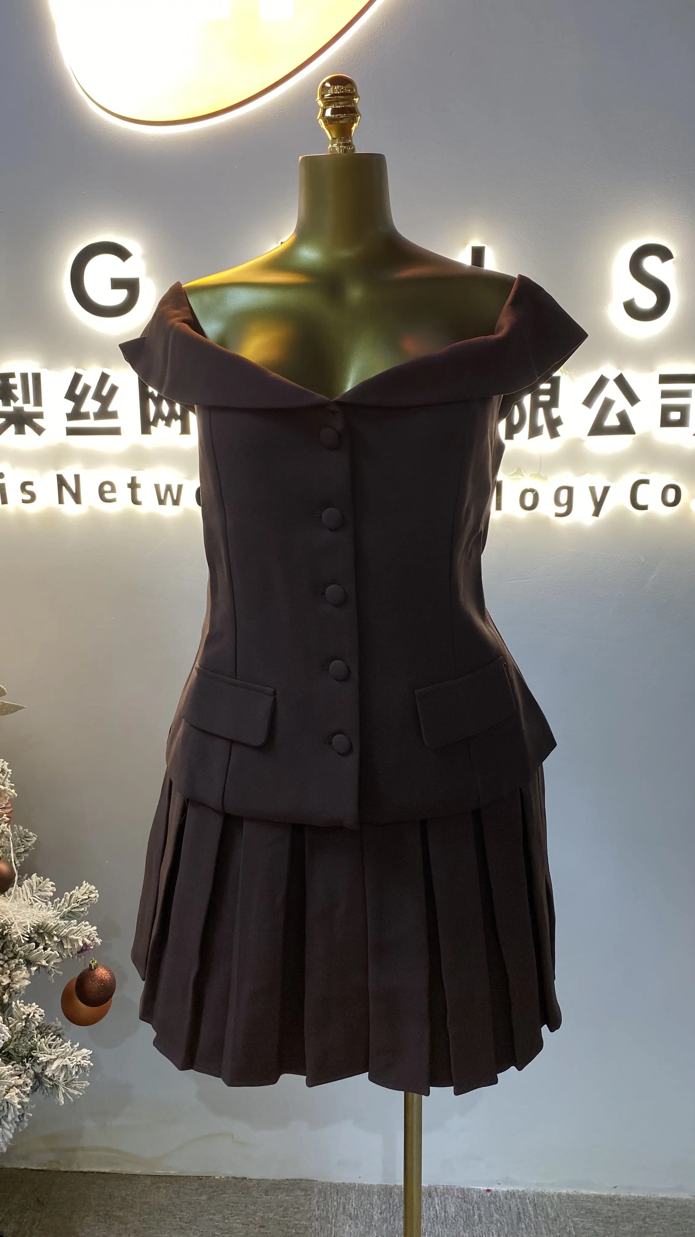 

Formal occasion dress for women, party dress, wedding dress, prom dress, light green sweetheart-style evening gown-GZXX130