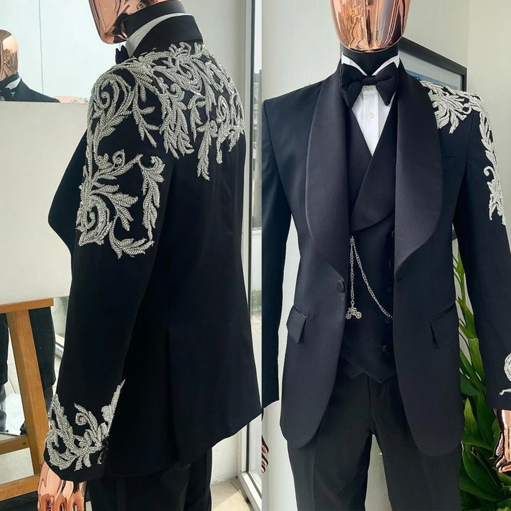 

Luxury Men's Suits For Wedding Crystals Beaded Blazer Groom Tuxedo Plus Size 3 Pieces Jacket Vest Pants Prom Dresses Customized