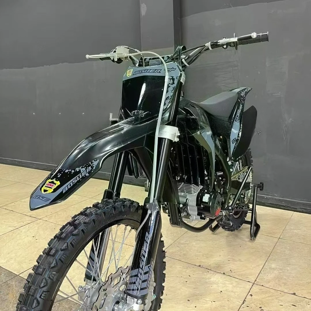 Moto 250cc M5 Darth Vader Moto - Mountain Biking Competition avis et prix