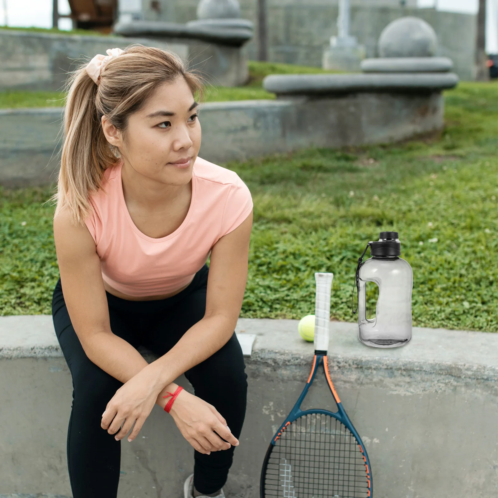 حاوية مياه كبيرة محمولة، زجاجة رياضية، إبريق للياقة البدنية، سهل الحمل للاستخدام الخارجي والداخلي، فكرة هدية عملية متينة