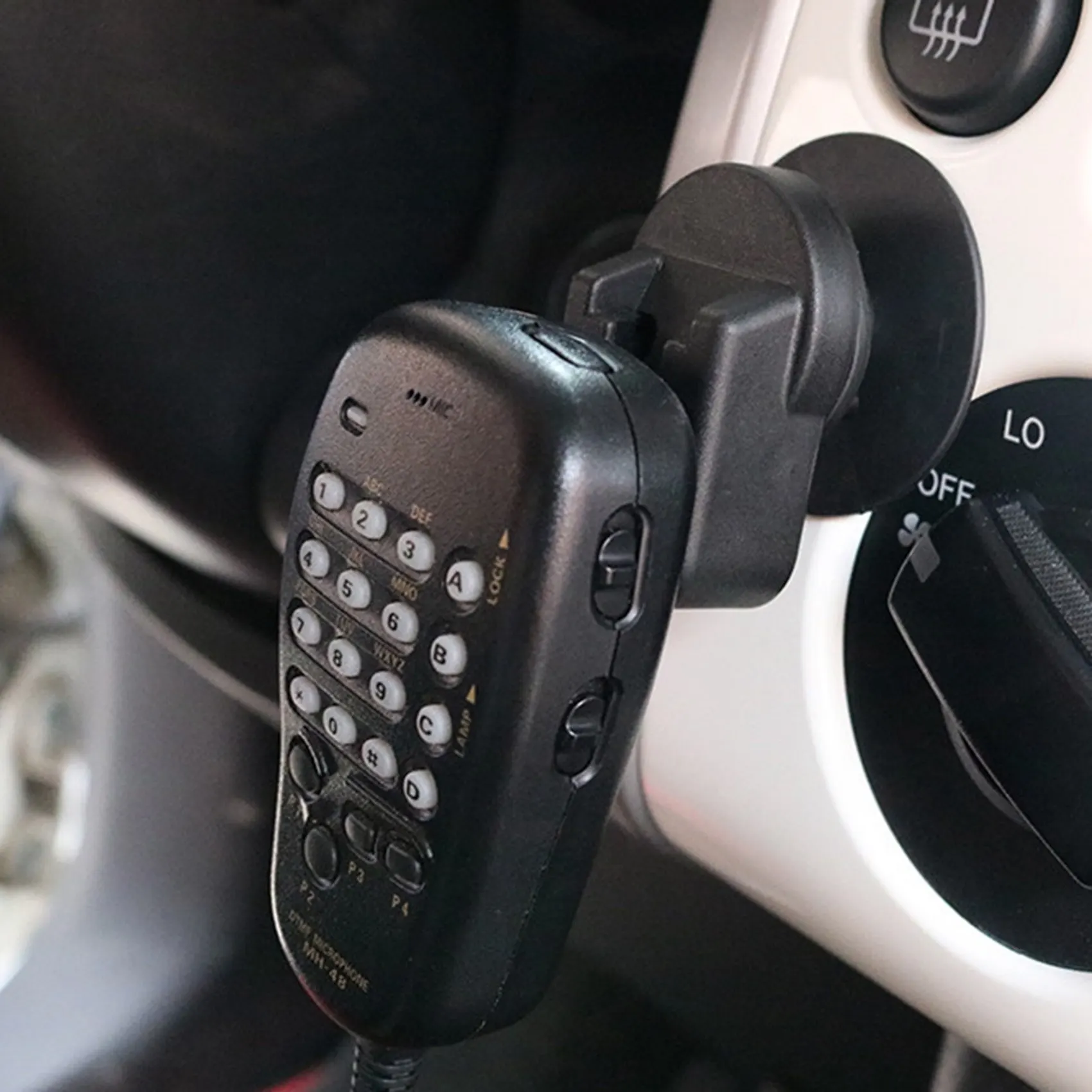 Auto Mobilfunk Walkie Talkie Mikrofon Kleiderbügel Halterung Halterung Ersatz für Teyitong/Oxun/Quan Yitong/Yaesu