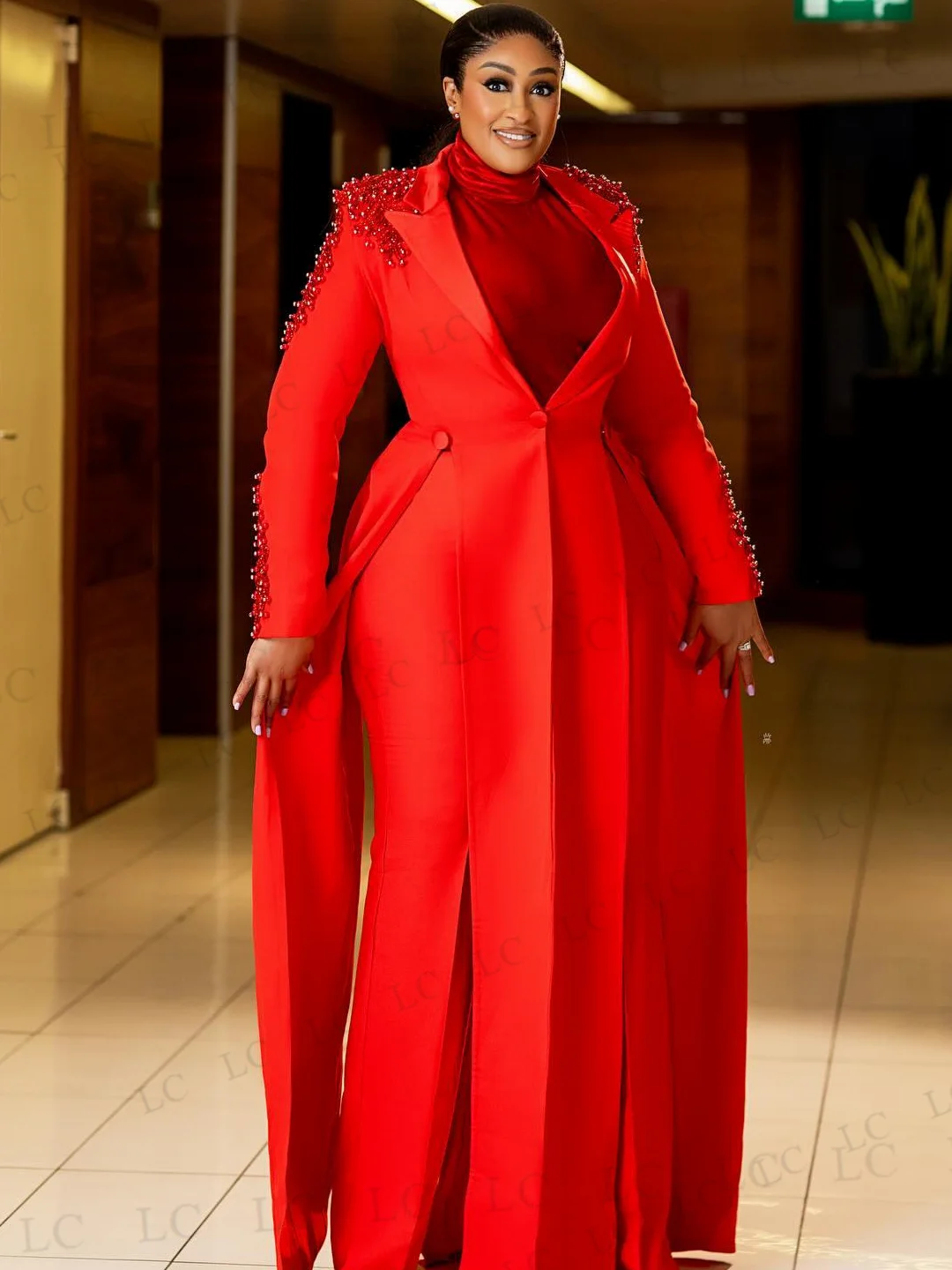 بدلات نسائية فاخرة 2 قطعة زر واحد سترة طويلة السراويل بلغت ذروتها التلبيب اللؤلؤ الماس حجم كبير مخصص أم العروس