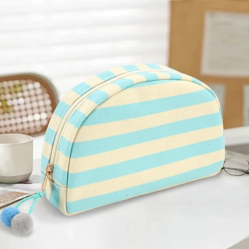 

Cute Dopamine Striped Cosmetic Bag Large Capacity Zipper Travel Toiletry Bag Shell-shaped Portable Storage Pouch Bag